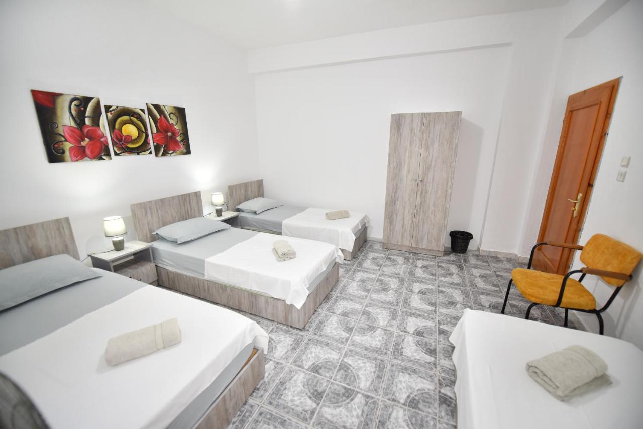 12 B&B Shkodër Buitenkant foto
